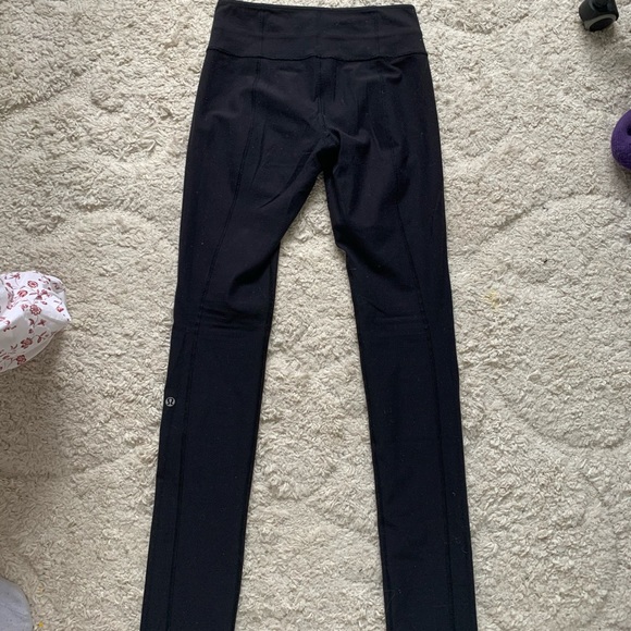 Lululemon Reversible Leggings - Picture 4 of 5